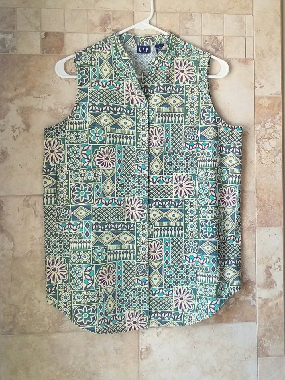 GAP Sleeveless Blouse 100% Cotton Medium Tribal Floral Print